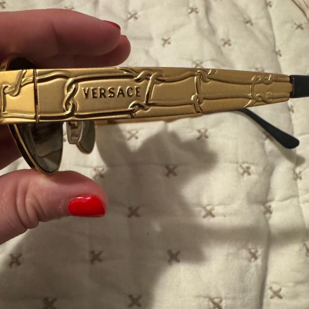 Vintage GIANNI VERSACE Oval Sunglasses - Picture 6 of 6